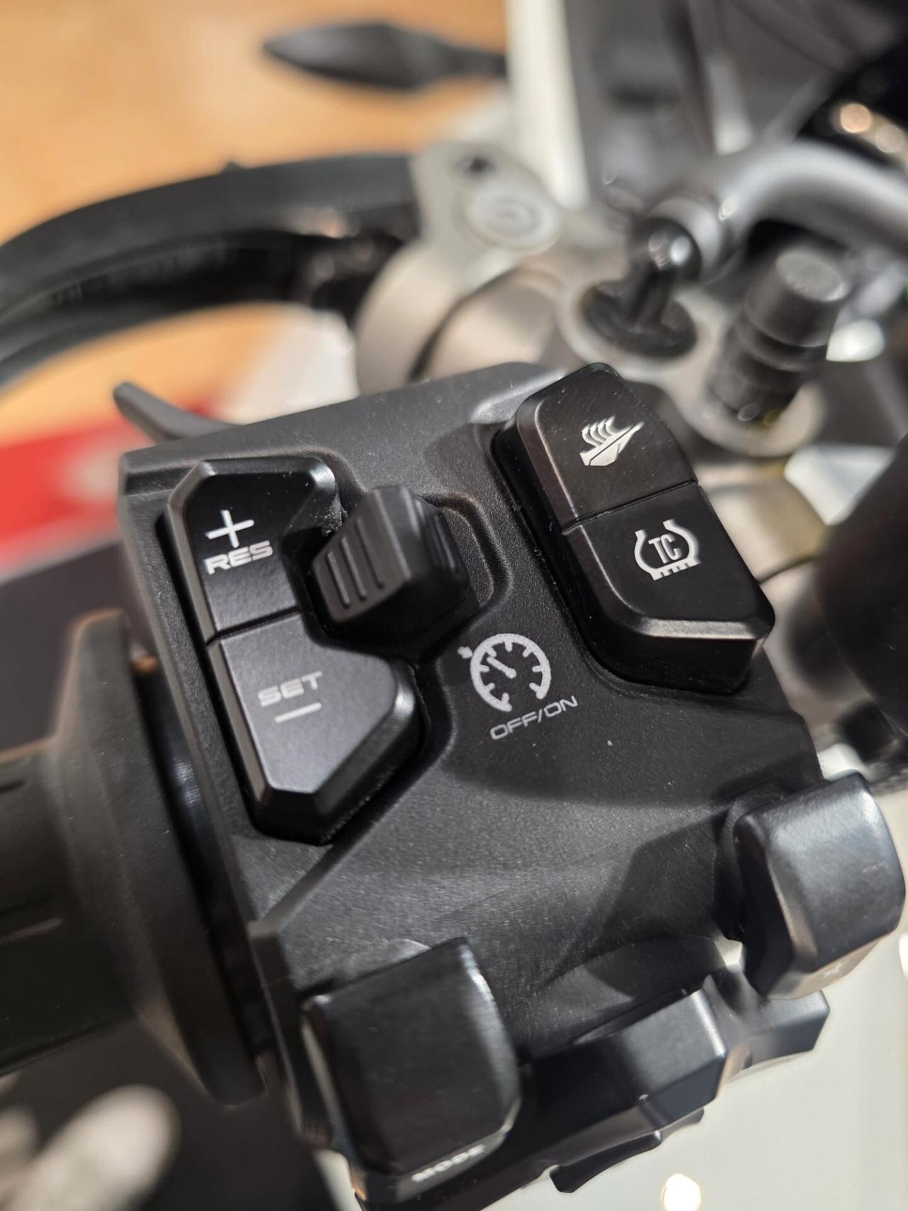 Moto Morini X-CAPE 1200