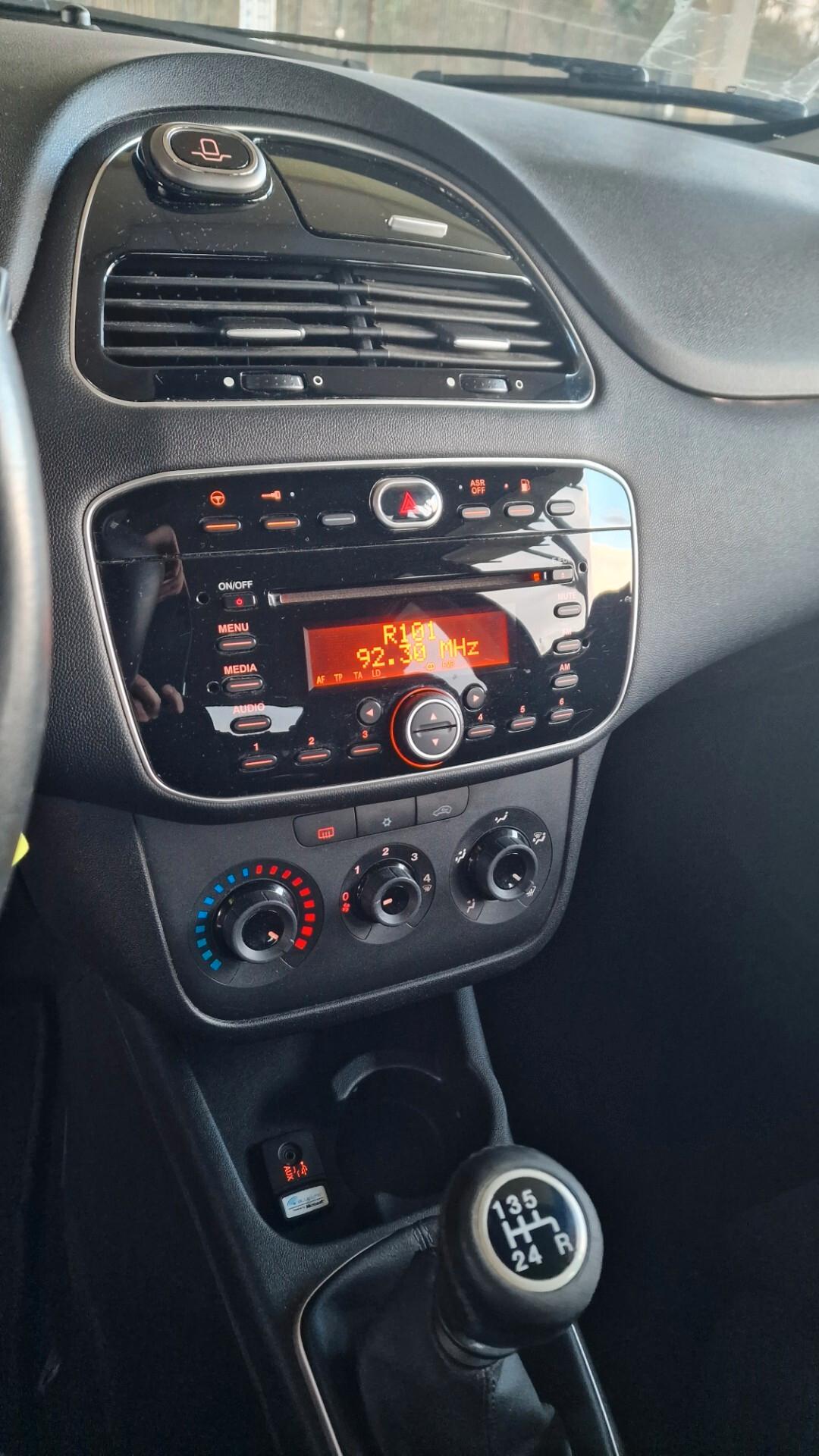 Fiat Punto 1.4 8V 5 porte Lounge - 2014