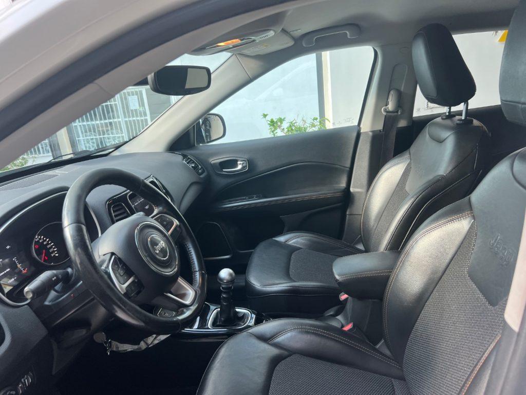 Jeep Compass 1.6 Multijet II 2WD Limited DA€189,00 MENSILI