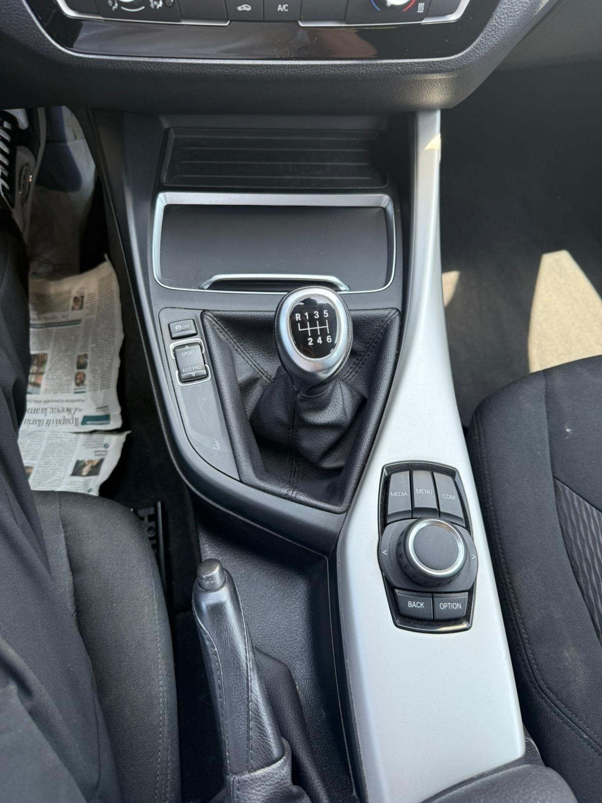 Bmw 118 118i 5p. Urban