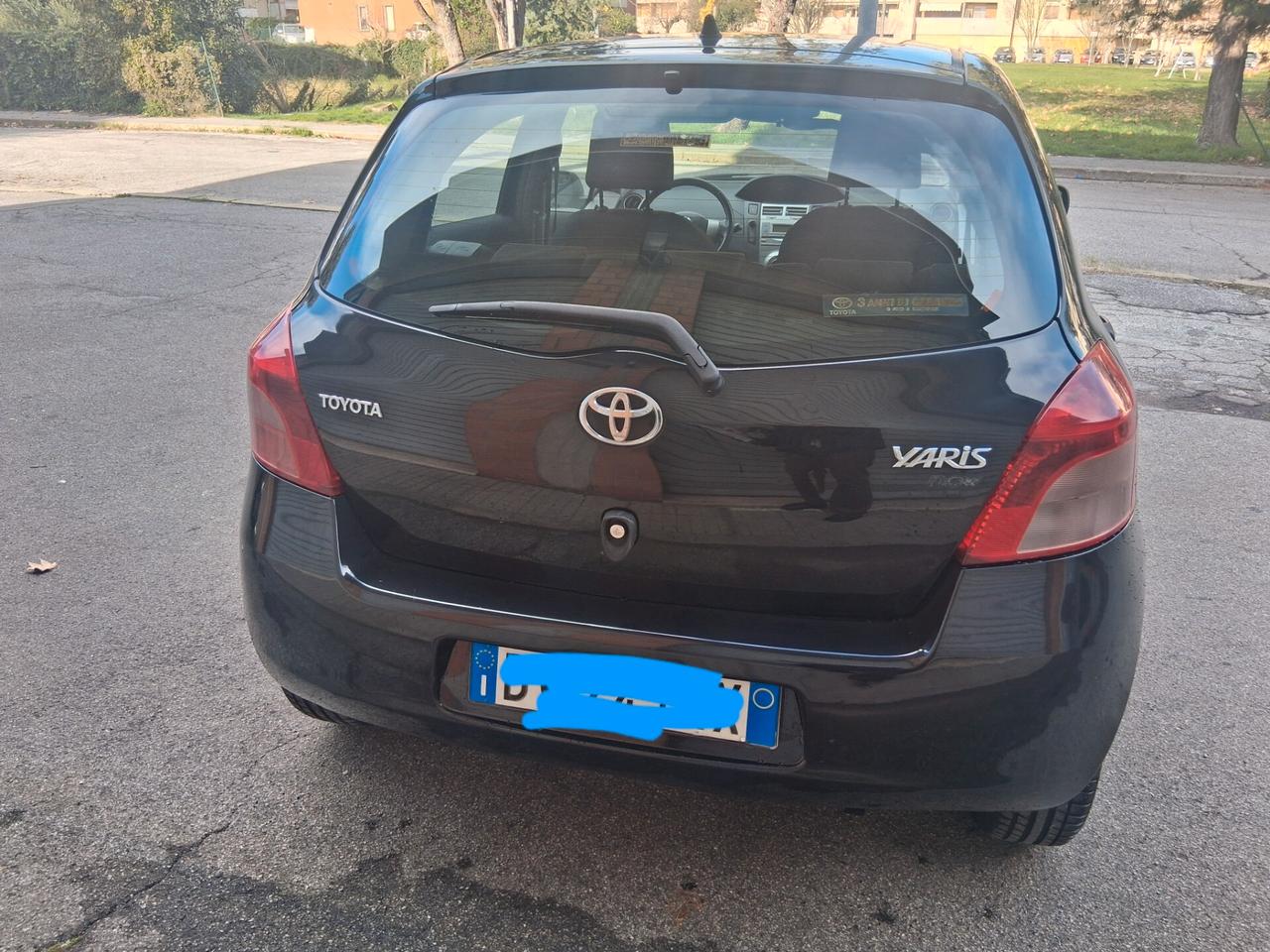 Toyota Yaris 1.0 5 porte