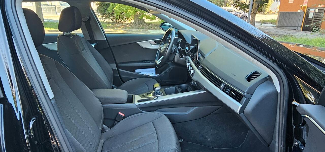 Audi A4 35 TDI/163 CV S tronic Iva Esposta