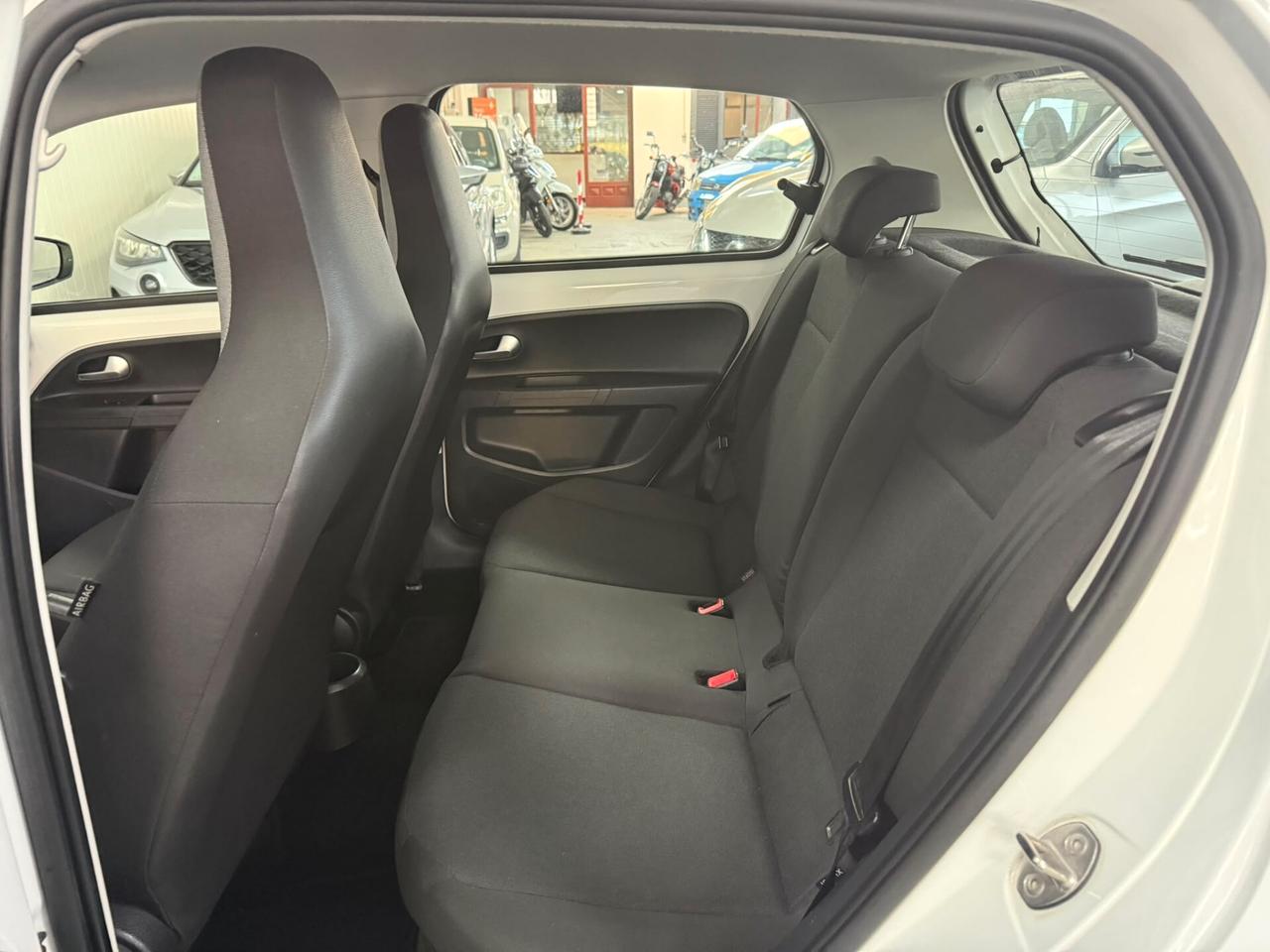 Volkswagen up 1.0 Benz. 60cv 5p. move BlueMotion Technology