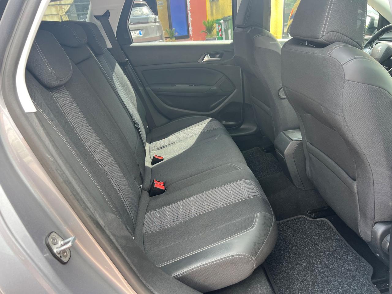 Peugeot 308 BlueHDi 130 S&S EAT8 Allure