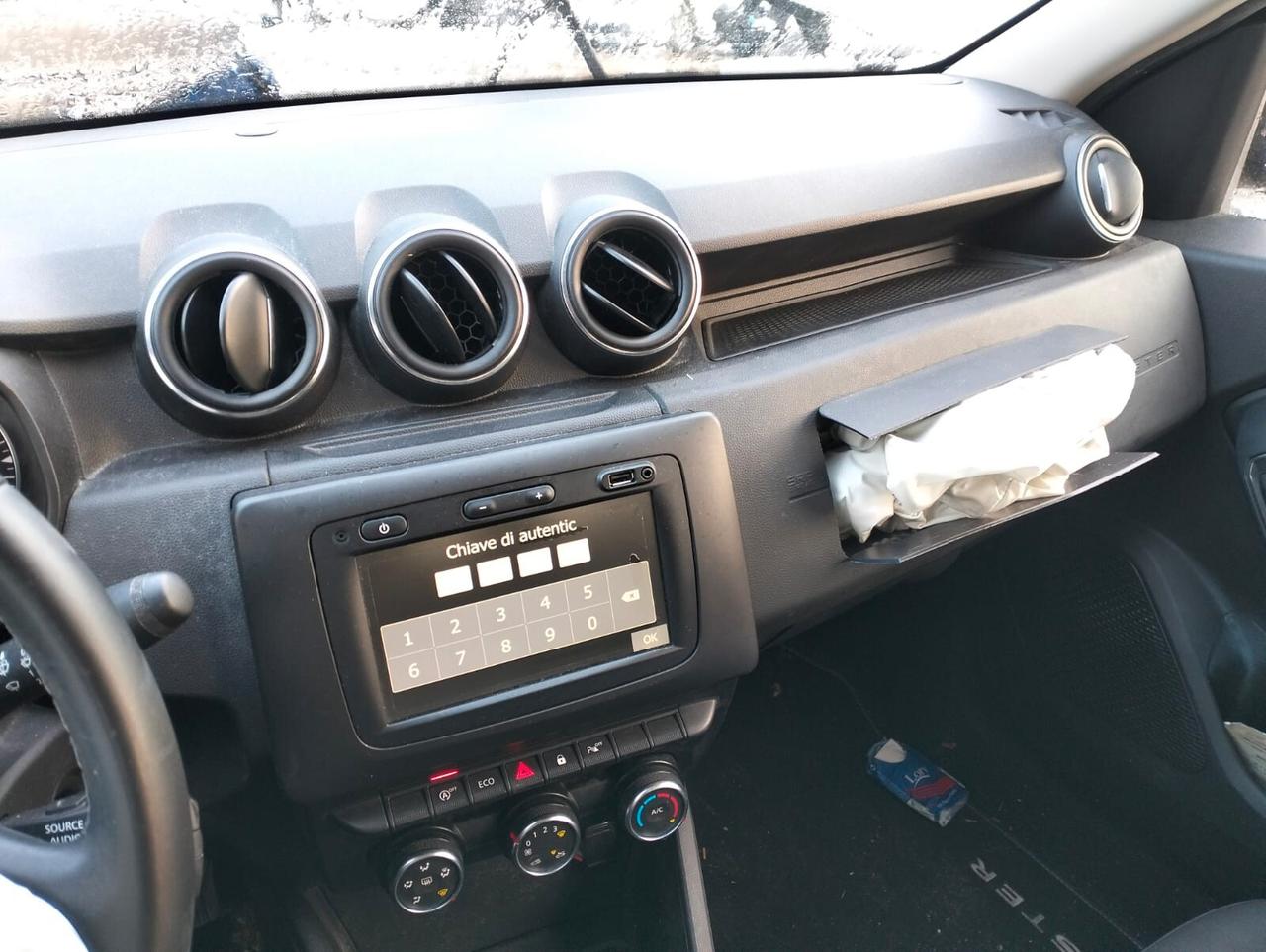 Dacia Duster 1.6 BENZ/GPL - SINISTRATA