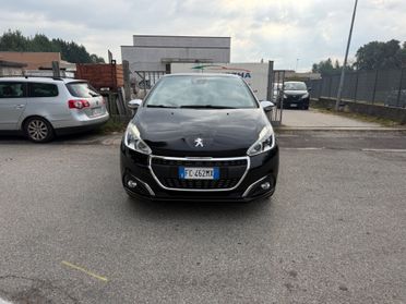 Peugeot 208 PureTech 82 5 porte Allure