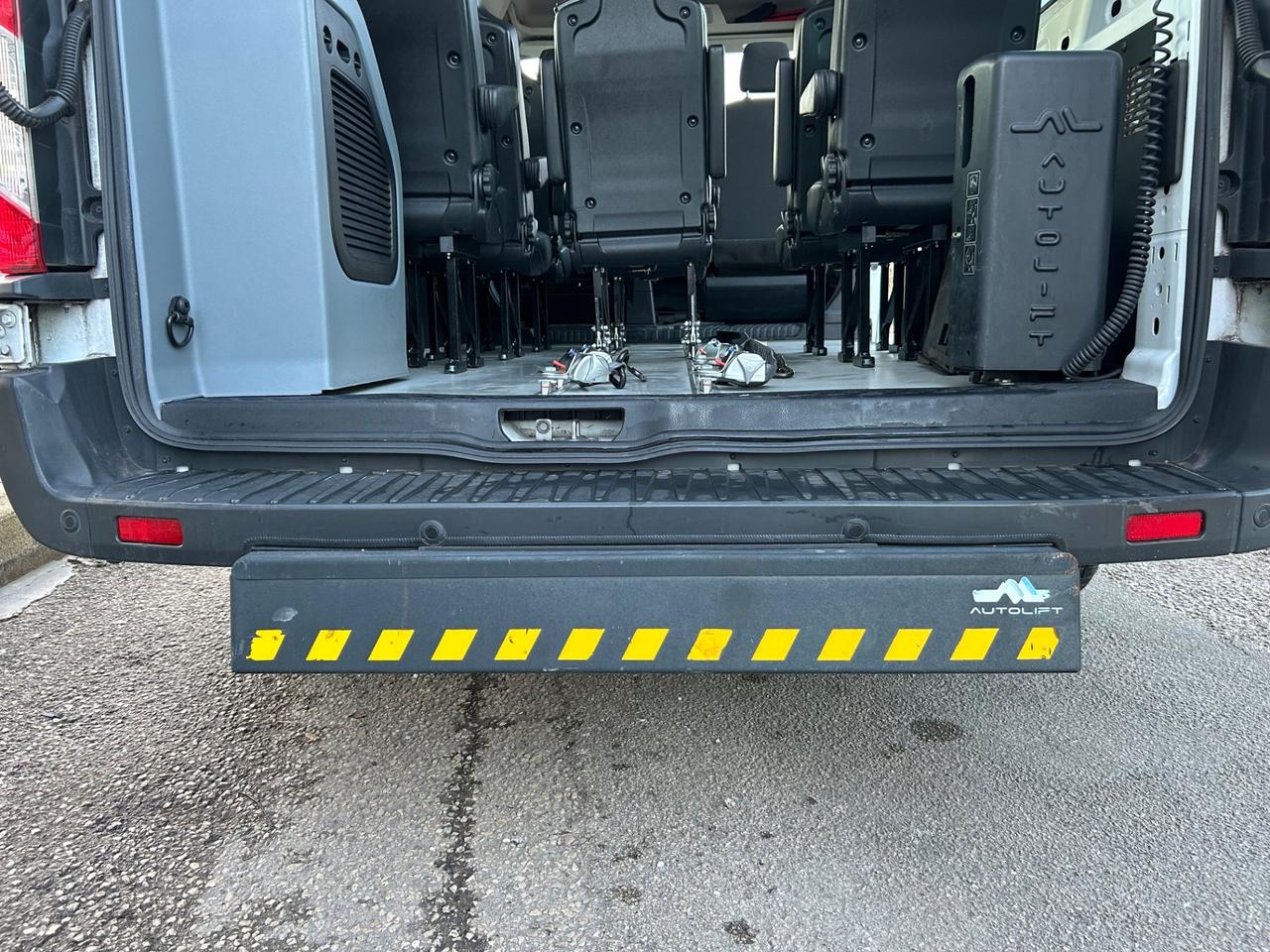 Ford Transit 350 2.0TDCi EcoBlue 130CV 9 posti+pedana disabili