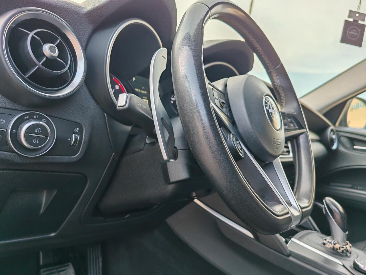 Alfa Romeo Stelvio 2.2 Turbodiesel 210 CV AT8 Q4 Super