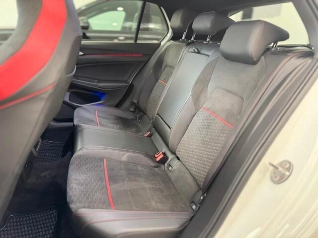 Volkswagen Golf GTI 2.0 TSI CLUBSPORT 45