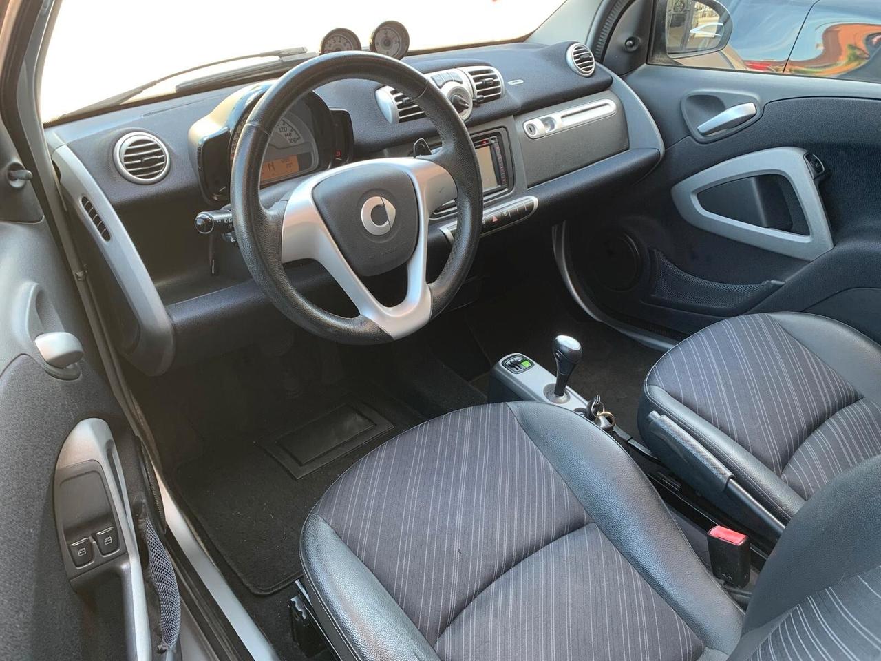 Smart ForTwo 1000 52 kW MHD coupé passion