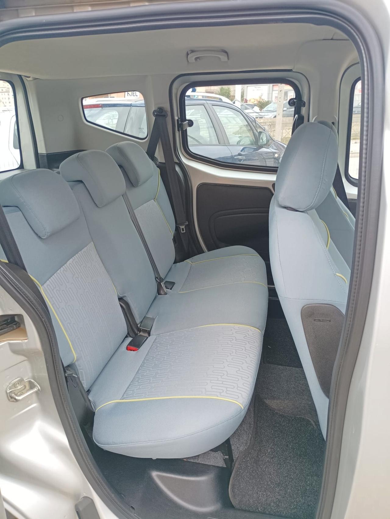 Peugeot Bipper Tepee 1.4 HDi 70CV Outdoor