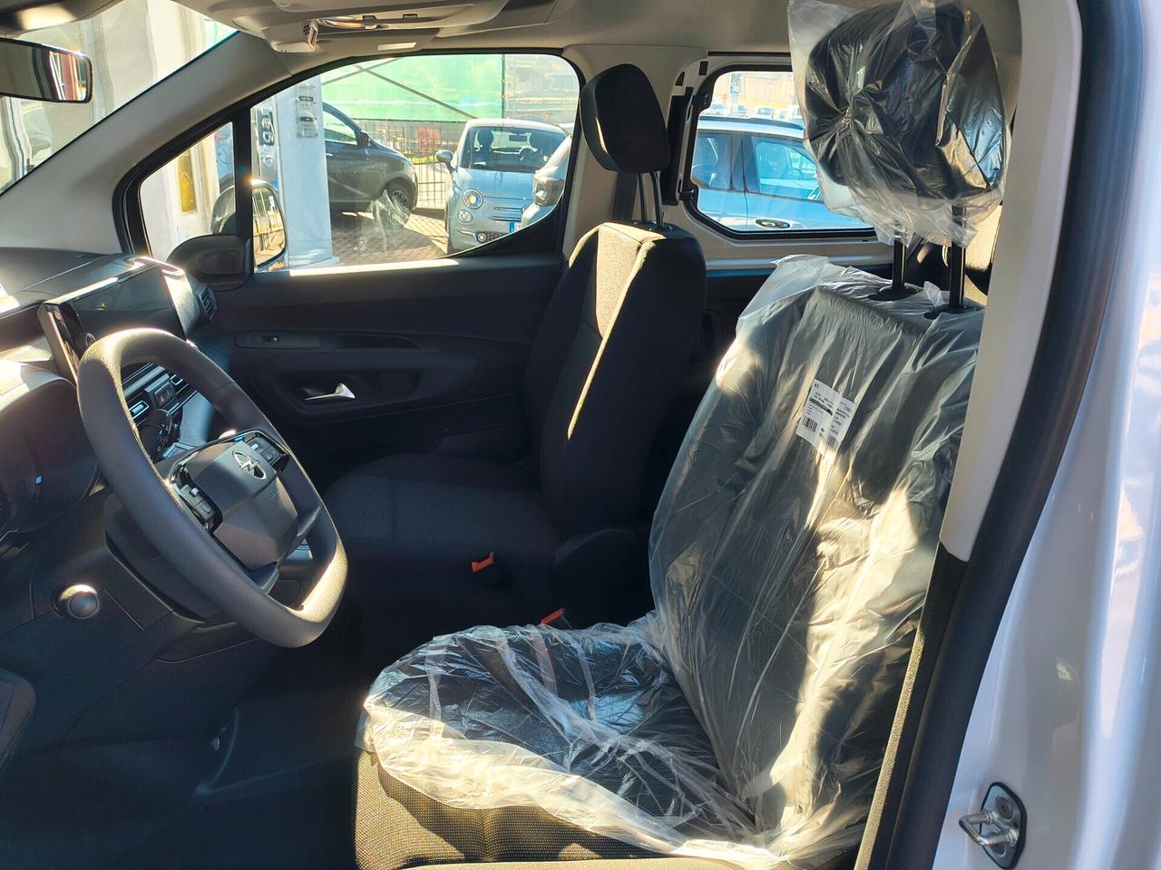 Opel Combo 5 posti autocarro