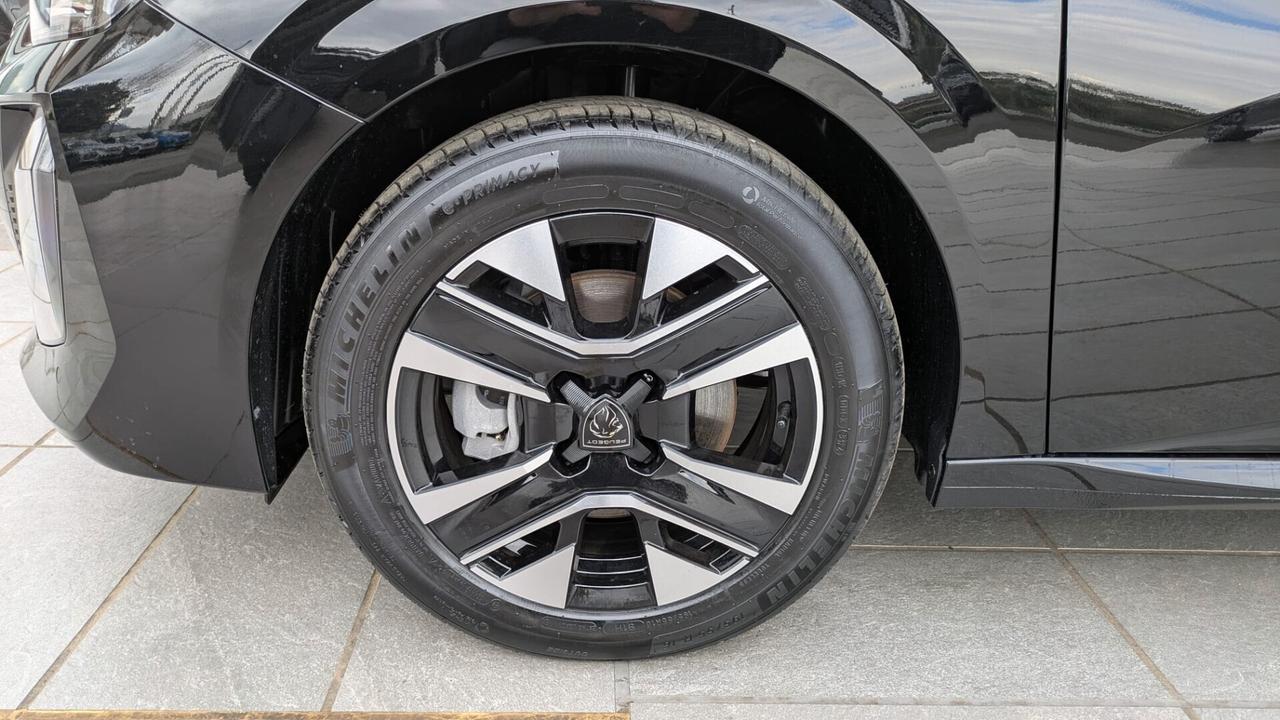 Peugeot 208 100 ALLURE