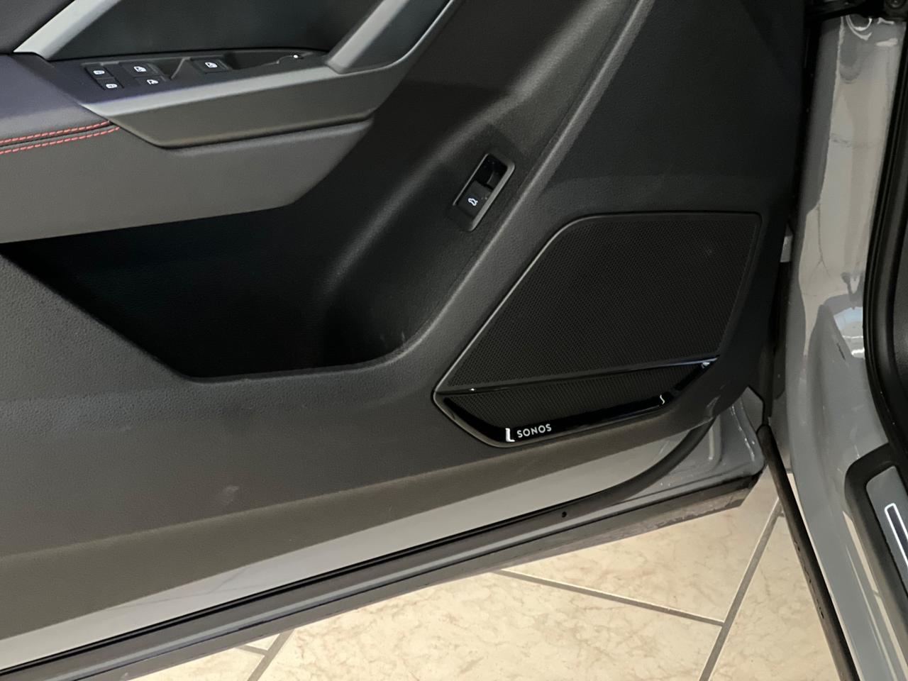 Audi Q3 SPB 40 TDI quattro S tronic Identity Black