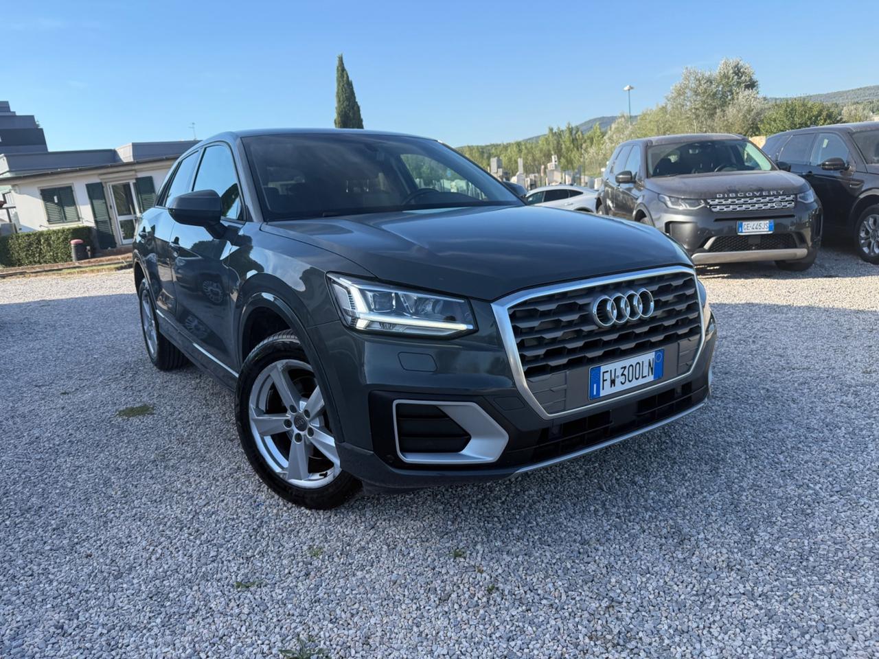 Audi Q2 30 TDI S tronic Identity Black
