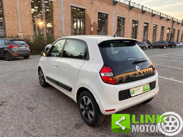 RENAULT Twingo SCe EDC Intens