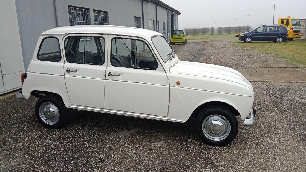 Renault R 4 - 850 c.c. Export -
