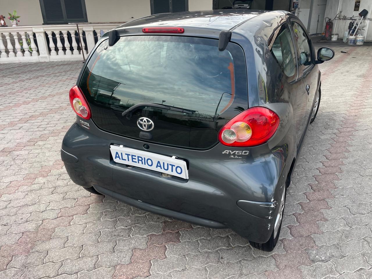 Toyota Aygo 1.0 12V VVT-i 3 porte Sol
