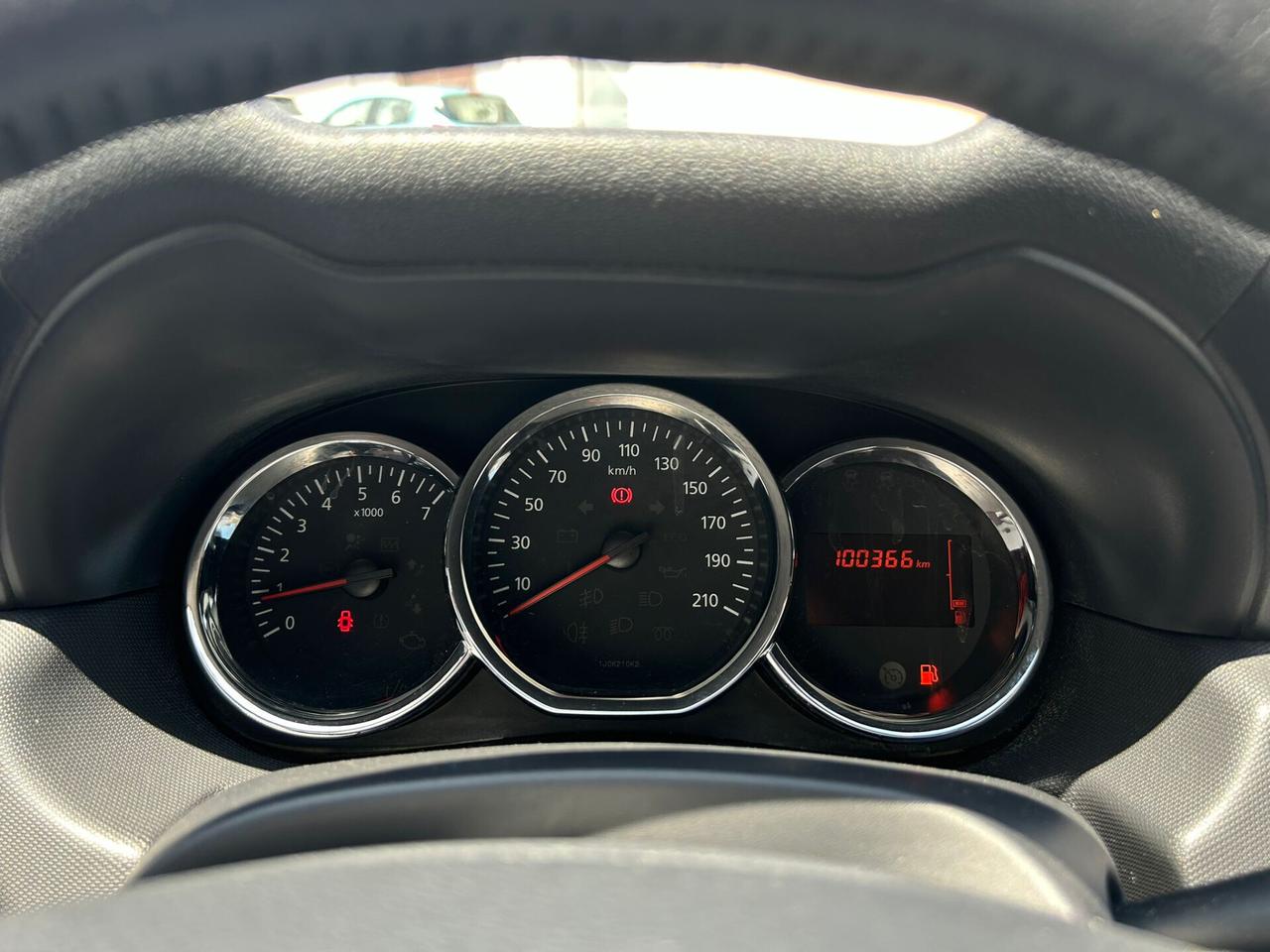 Dacia Duster 1.5 DCI NAVI/RET Km100.000-12/2016