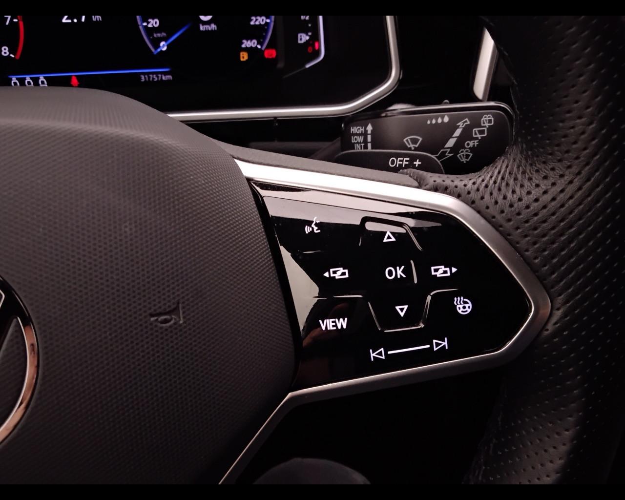 VOLKSWAGEN T-Roc I 2022 - T-Roc 1.5 tsi R-Line dsg