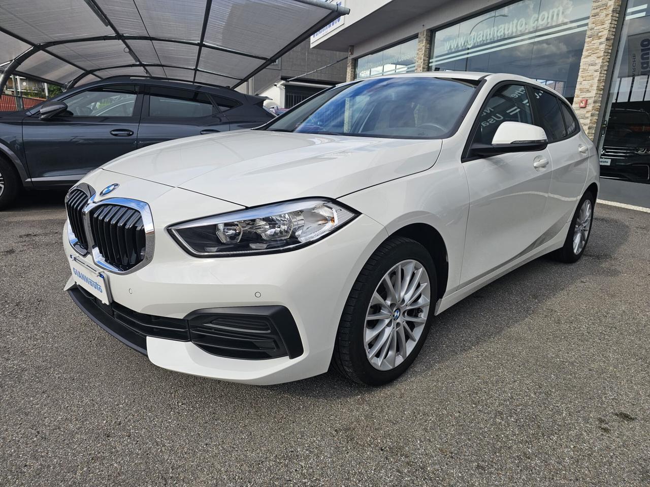 Bmw 116 116d 5p. Business Advantage