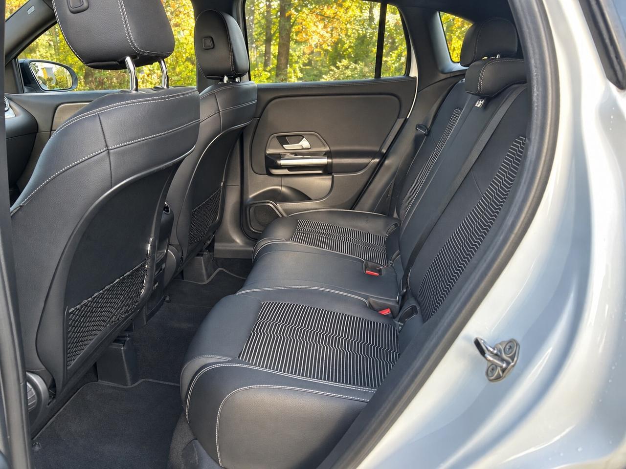 Mercedes-benz GLA 200 Mercedes Automatic Sport 163 CV Navi