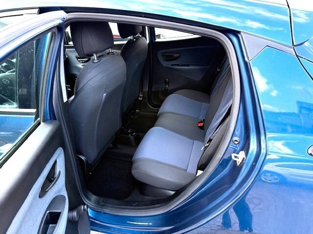 Lancia Ypsilon 1.0 FireFly 5 porte S&S Hybrid Ecochic Gold