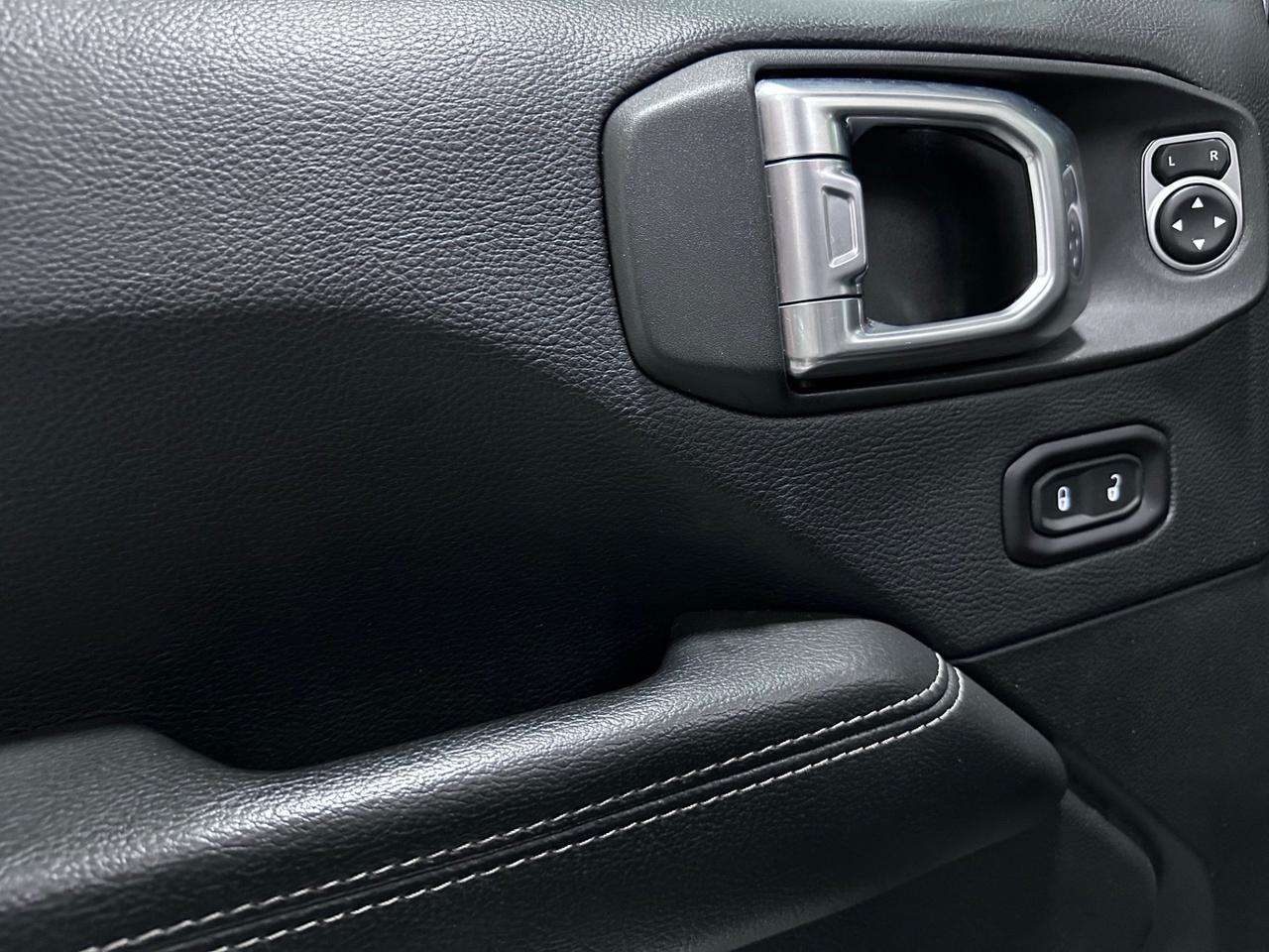 Jeep Wrangler Unlimited 2.2 Mjt II Sahara