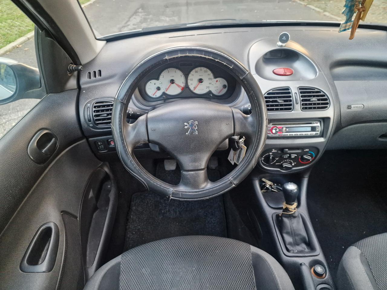 Peugeot 206 1.4 5p. Enfant Terrible