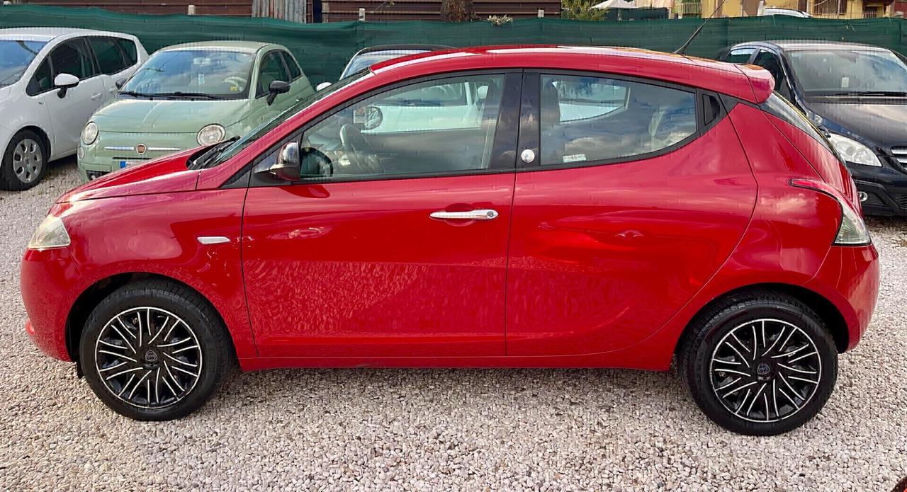 Lancia Ypsilon 1.2 69 CV 5 porte GPL Ecochic Gold 2019