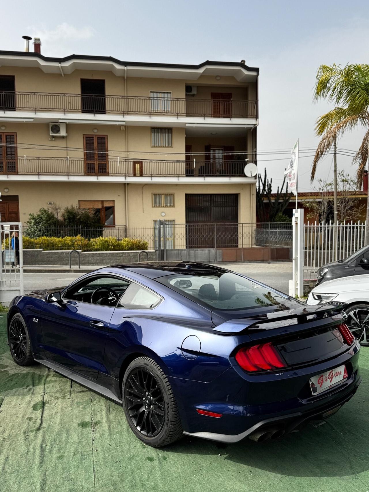 Ford Mustang GT 5.0 auto