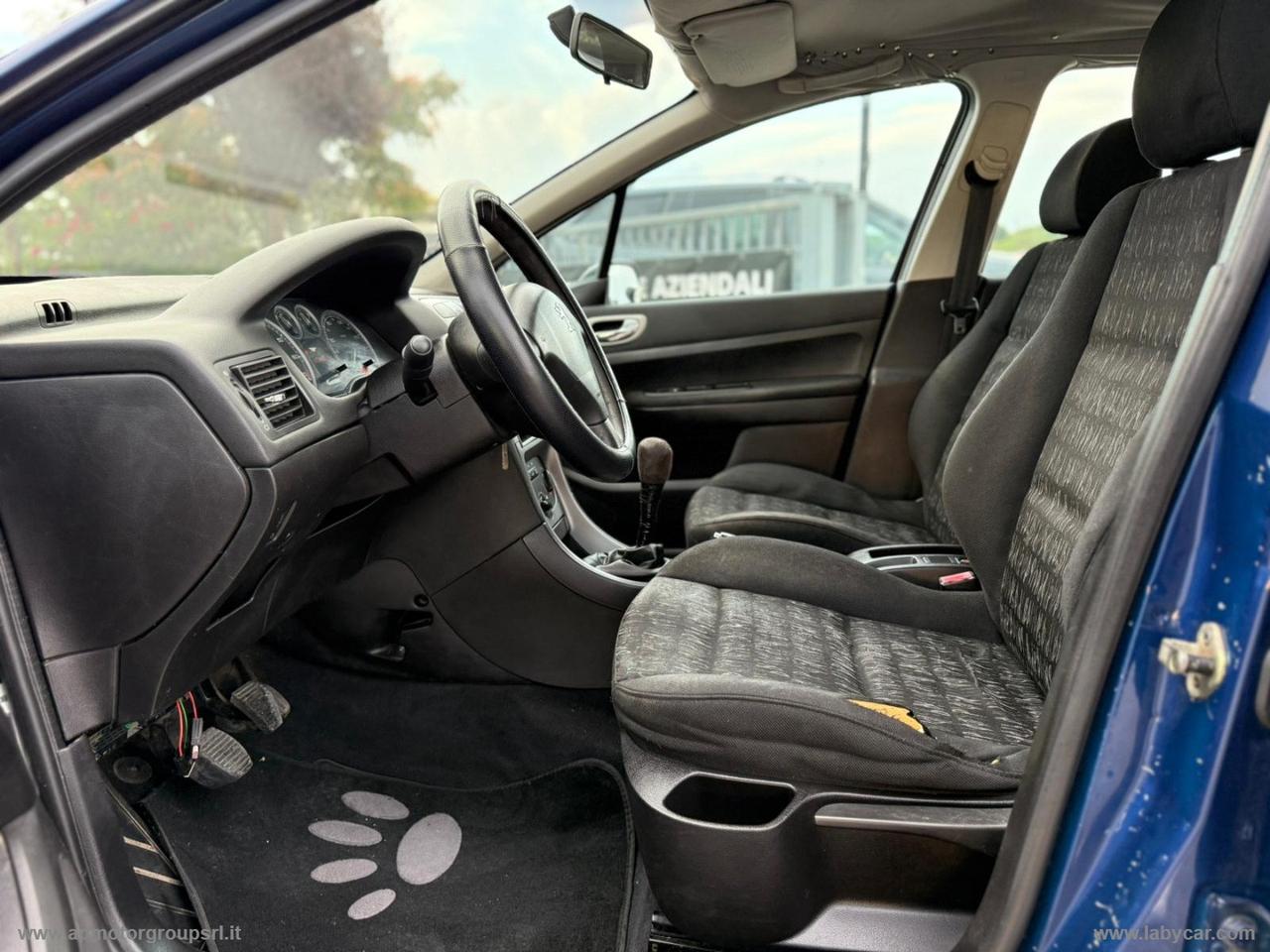 PEUGEOT 307 1.4 5p. XR