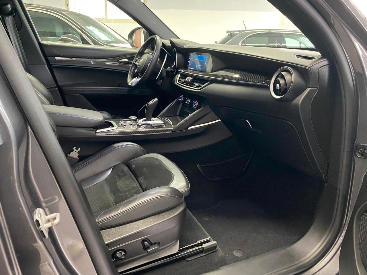 Alfa Romeo Stelvio 2.2 Turbodiesel 210 CV AT8 Q4 Veloce Tì
