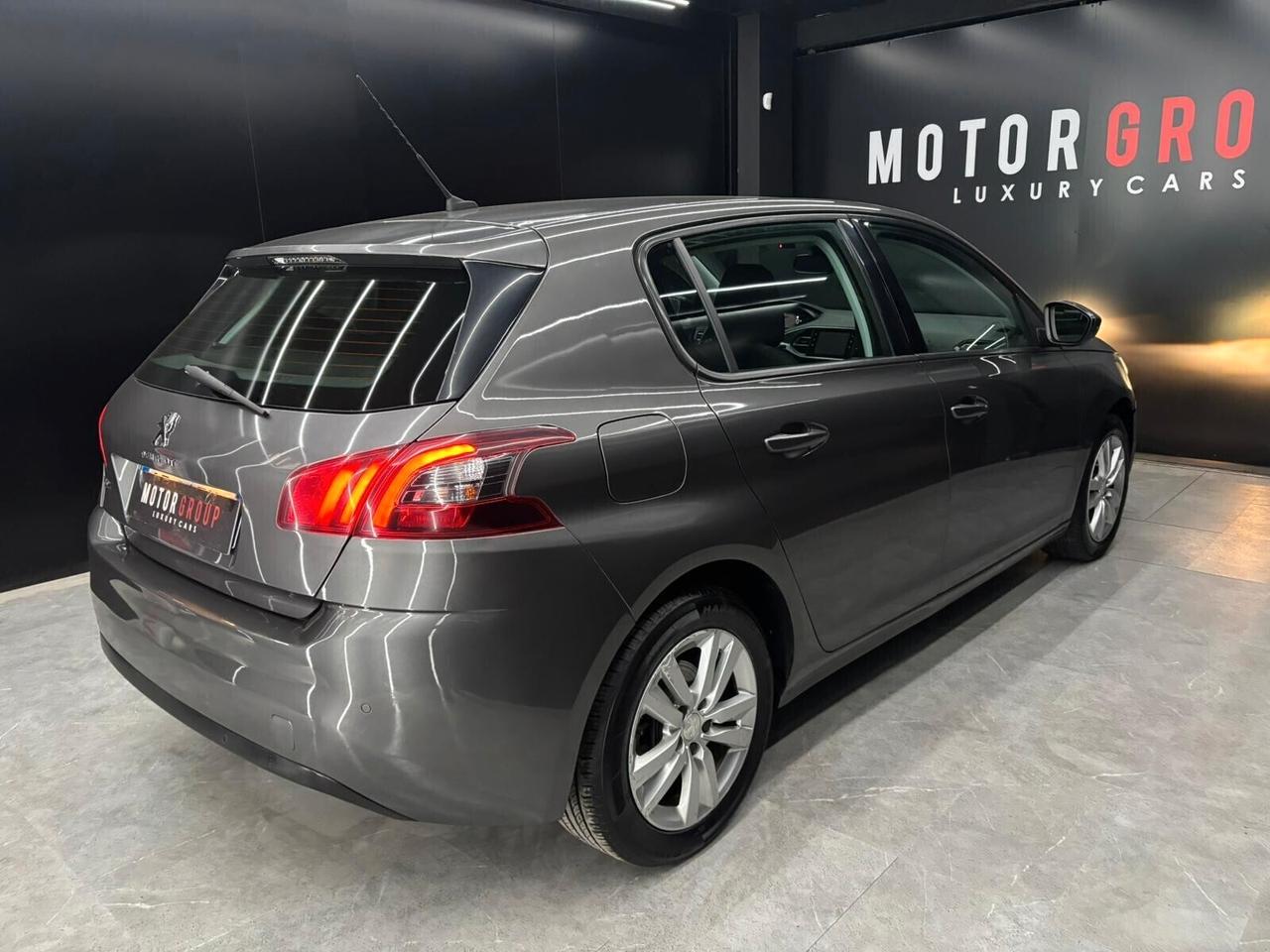 Peugeot 308 BlueHDi 1.5 130 S&S EAT8 Allure