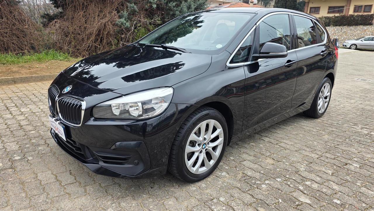 Bmw 2er Active Tourer 218d Luxury