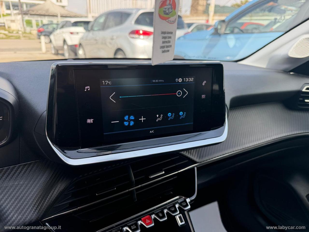 PEUGEOT 208 BlueHDi 100 S&S 5p. Active Pack INTROVABILE