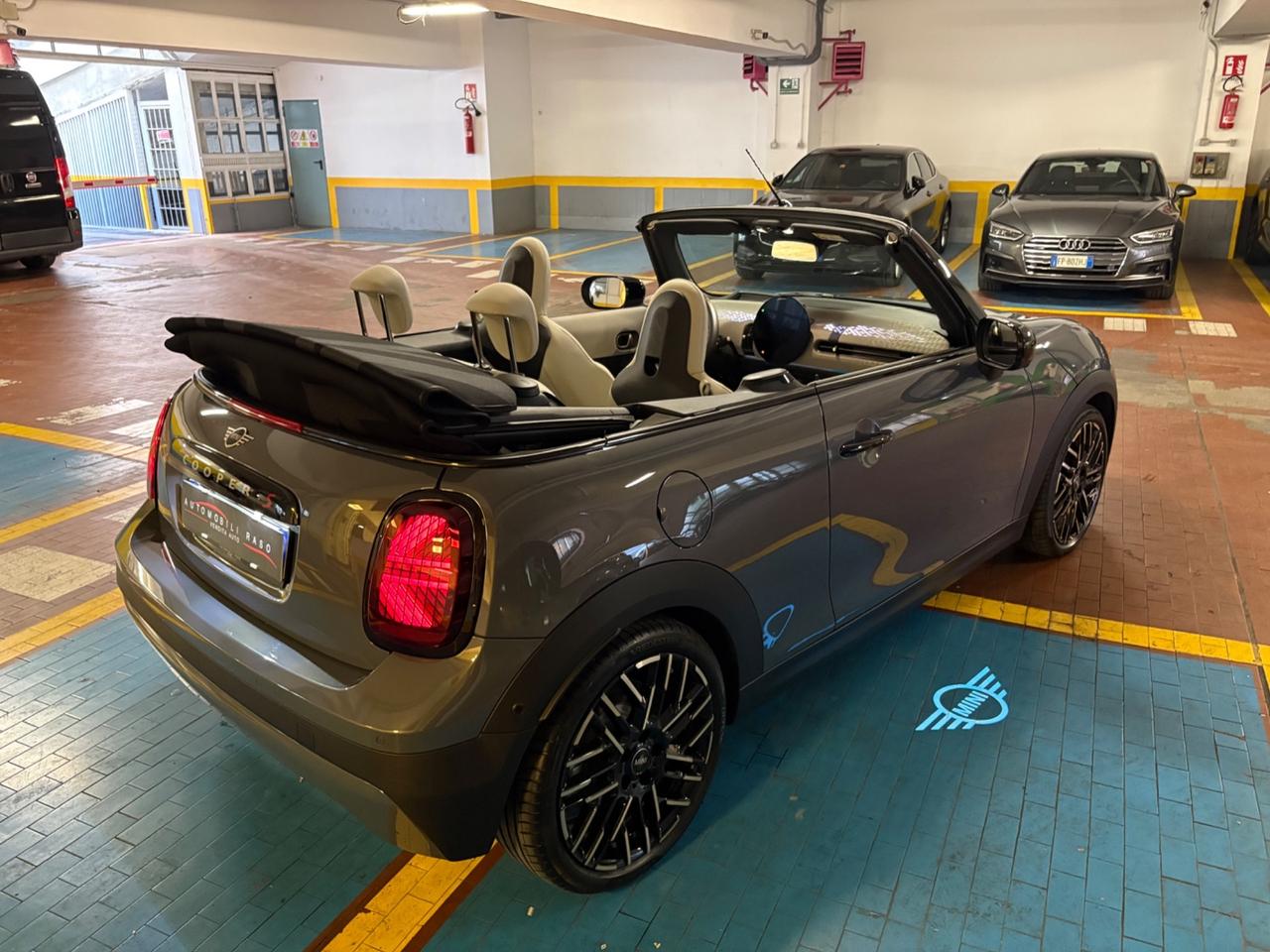 Mini Cooper S Favoured Cabrio