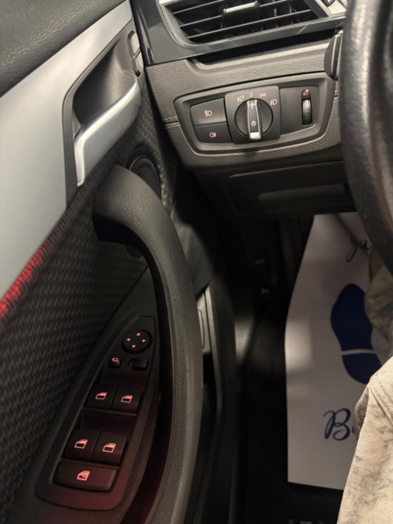 BMW X2 xDrive18d Advantage FARI LED