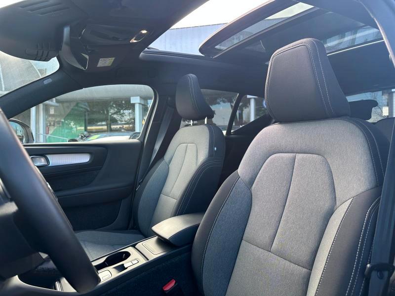 Volvo XC40 1.5 t2 Momentum auto my21