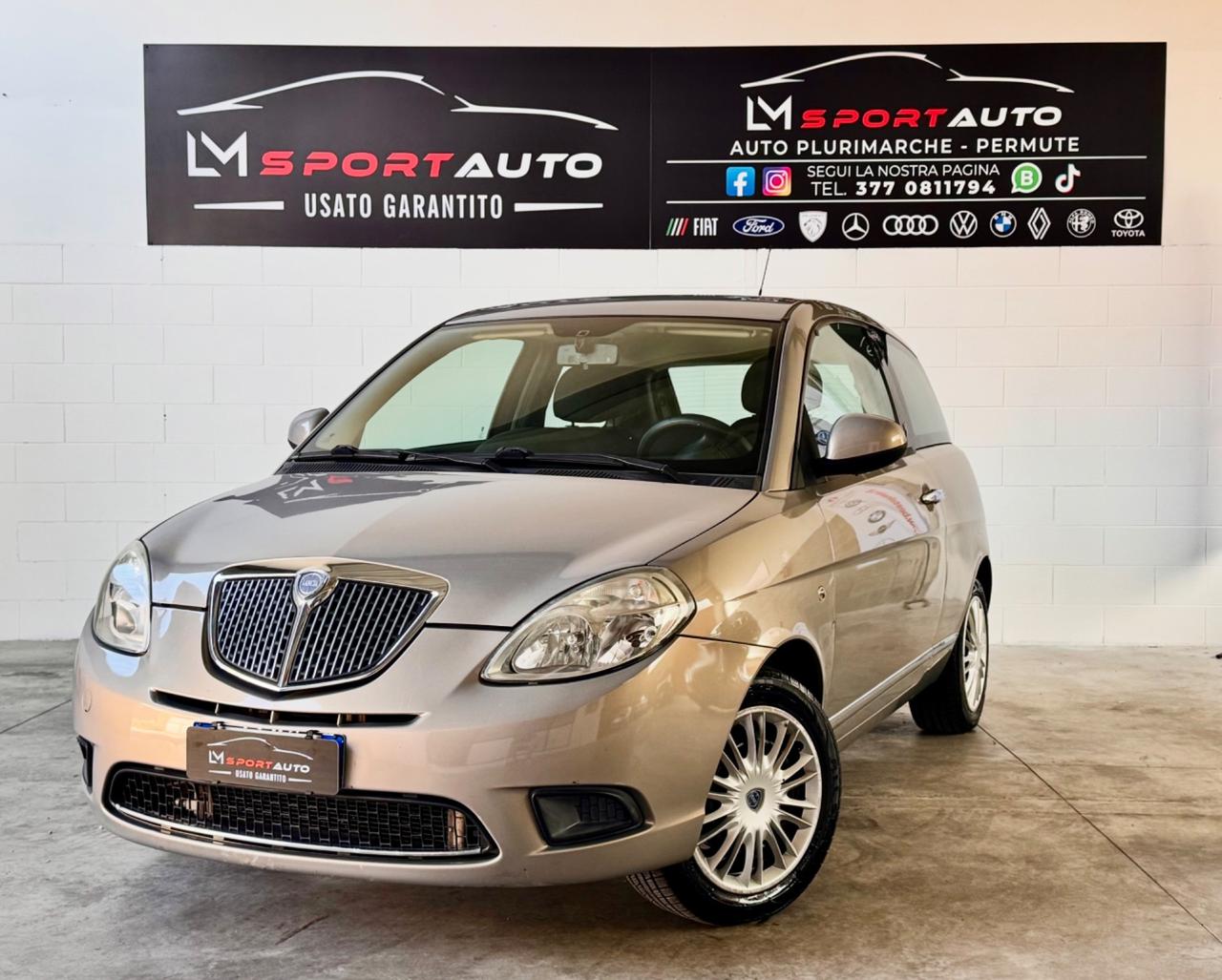Lancia Ypsilon 1.2 Argento ideale neopatentati