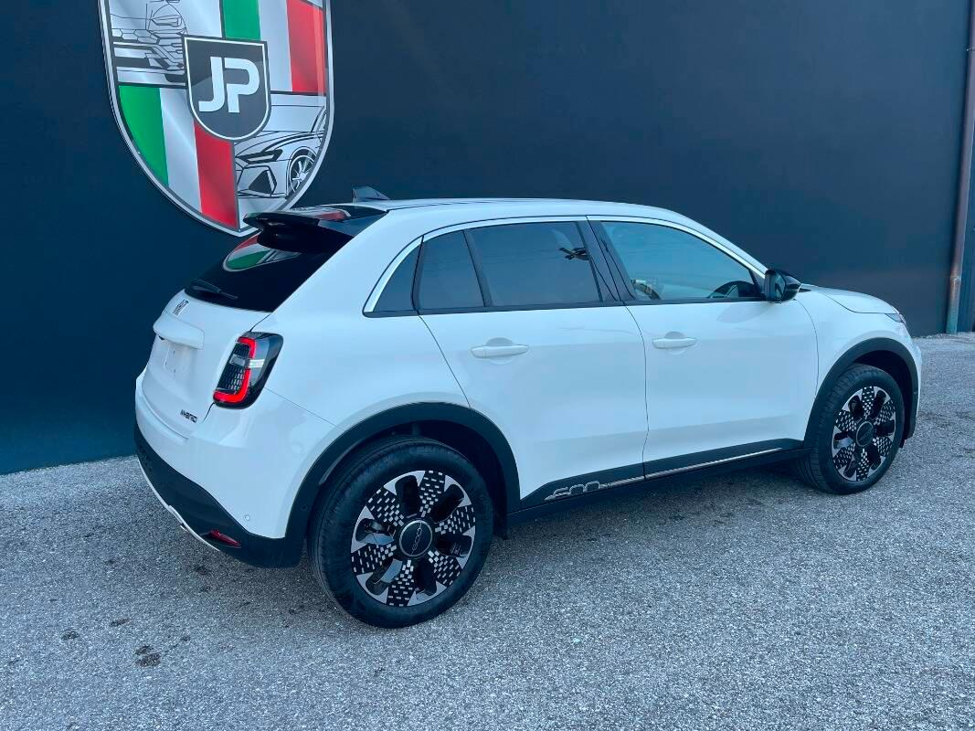Fiat 600 1.2 hybrid La Prima II 110cv auto