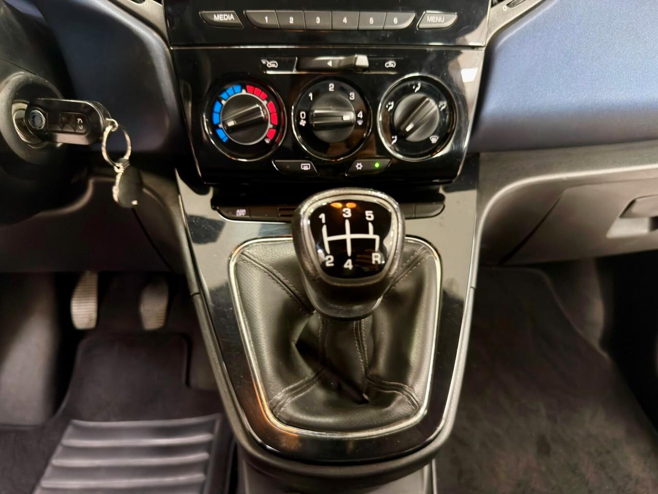 Lancia Ypsilon 1.2 69cv GPL Silver 2016