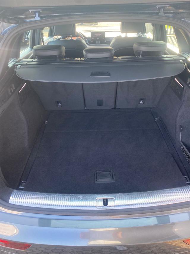 AUDI Q5 40 TDI quattro S tronic S line plus
