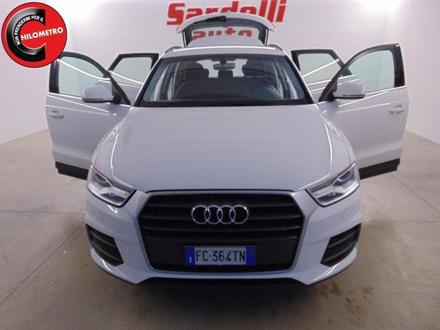AUDI Q3 2.0 TDI 150 CV Business