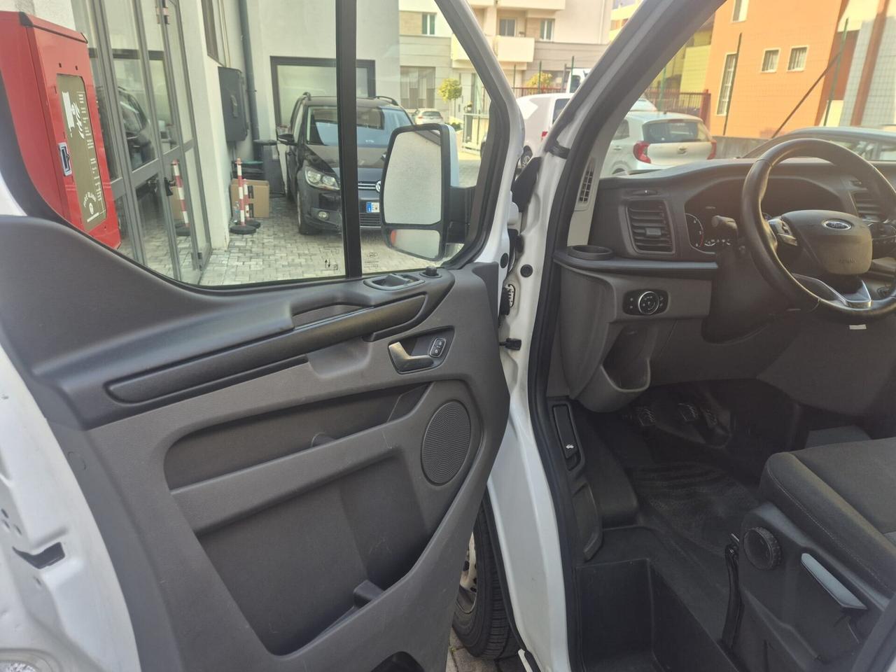 Ford Transit Custom 300 PL 2.0 130CV Trend