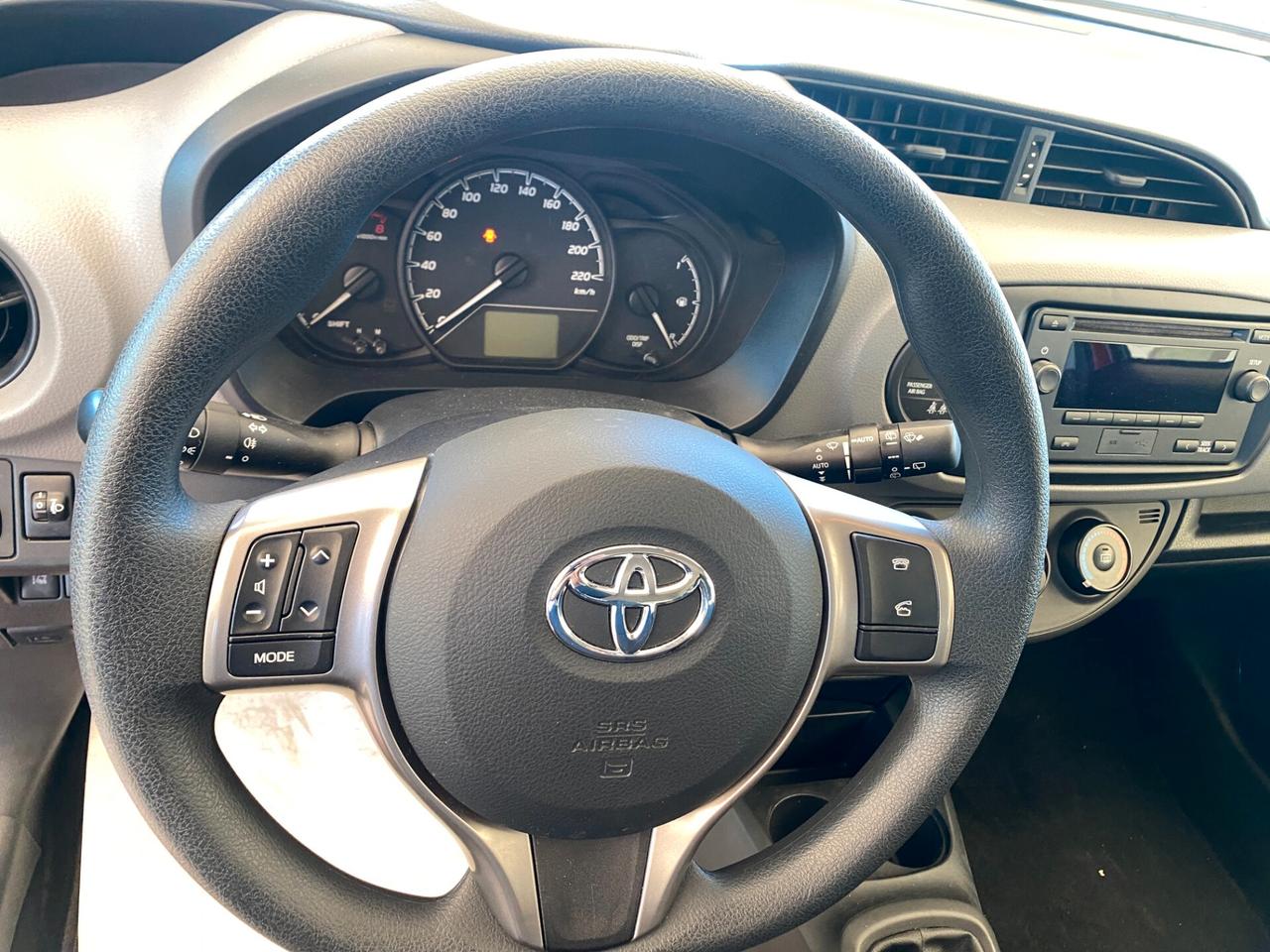 Toyota Yaris 1.0 5 porte Active----KM C ERTIFICATI---POSSIBILITA' collaborazione stock auto per commercianti ---