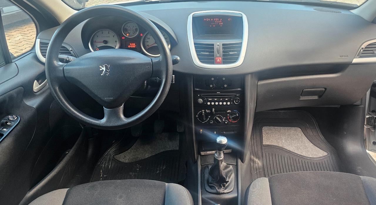Peugeot 207 1.4 VTi 95CV 5p. X Line Neopatentati