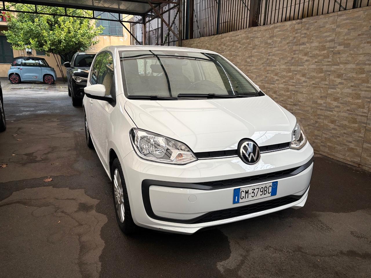 Volkswagen up! 1.0 benzina 2023 SOLO 18000KM