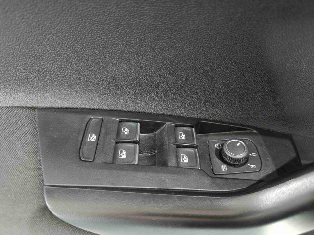 VOLKSWAGEN Taigo 1.0 TSI 110 CV DSG R-Line