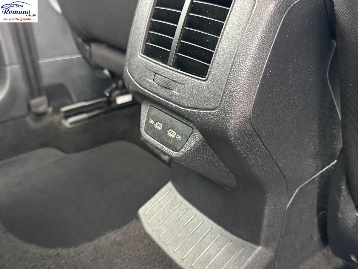 VOLKSWAGEN - T-Roc - 1.6 TDI SCR Business BlueMot.Tech.